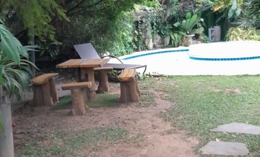 Spacious Nine Bedrooms House with Pool in Lapulapu City