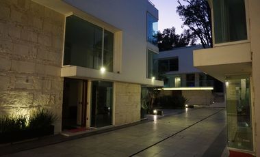 CASA VENTA EN CONDOMINIO COYOACAN 4 RECÁMARAS, 4 ESTACIONAMIENTOS, ROOF PRIVADO