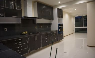 CASA VENTA EN CONDOMINIO COYOACAN 4 RECÁMARAS, 4 ESTACIONAMIENTOS, ROOF PRIVADO