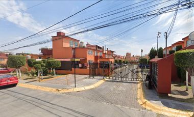 CASA EN RECUPERACION BANCARIA EN VALLE DE LAS PIRAMIDES, TLANEPANTLA(HASTA UN 65% POR DEBAJO DE SU VALOR COMERCIAL, NO CREDITOS)