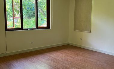 5 Bedroom House for Sale in Alabang Hills