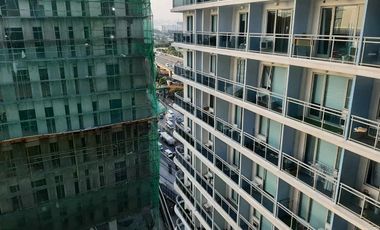 78 UNITS FURNISHED/UNFURNISHED CONDO UNITS FOR RENT/SALE IN AZURE URBAN RESORT RESIDENCES