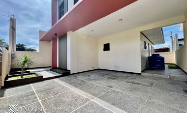 READY FOR OCCUPANCY HOUSE AND LOT FOR SALE IN IMUS CAVITE