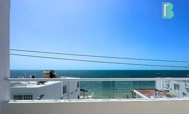 Casa en playa privada con vistas al mar