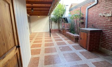 SE ARRIENDA CASA, FLORES DE PUCARÁ, TALCA, MAULE.