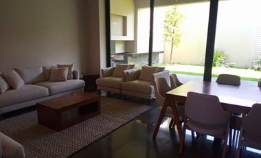 Hermosa Casa Colonia del Valle Amueblada Proyecto Arq. Rafael Adame