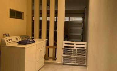 HERMOSA CASA EN VENTA CON AMPLIO JARDIN, EN FRACC COSTA DE ORO