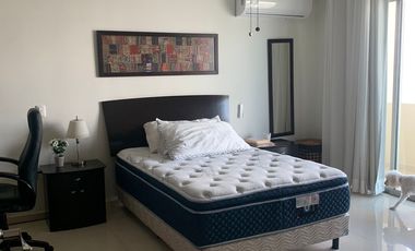 HERMOSA CASA EN VENTA CON AMPLIO JARDIN, EN FRACC COSTA DE ORO