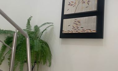 HERMOSA CASA EN VENTA CON AMPLIO JARDIN, EN FRACC COSTA DE ORO