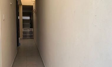 HERMOSA CASA EN VENTA CON AMPLIO JARDIN, EN FRACC COSTA DE ORO