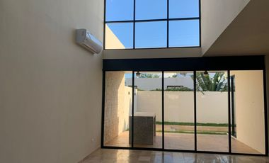 Hermosa casa en Temozón, privada Soluna