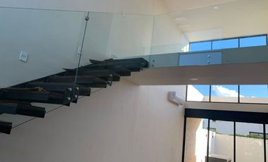 Hermosa casa en Temozón, privada Soluna