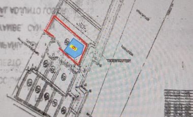 VENTA, CAYAMBE, TERRENO URBANO 1000 m2, PLANO, BIEN UBICADO.