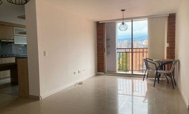 PR21955 Apartamento en arriendo en el sector Jardines