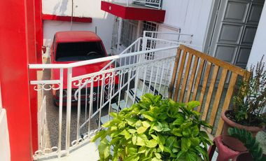 Casa de un Piso en Venta al Costado del Parque de las Madres de Portoviejo