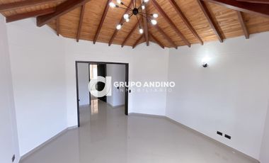 Se Vende Casa en el Condómino Terrazas de Mensulí – Piedecuesta