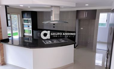 Se Vende Casa en el Condómino Terrazas de Mensulí – Piedecuesta