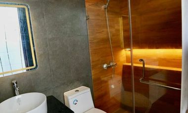 The Beautiful 2 Storey House for Sale in Orchard Golf Residences in Cavite