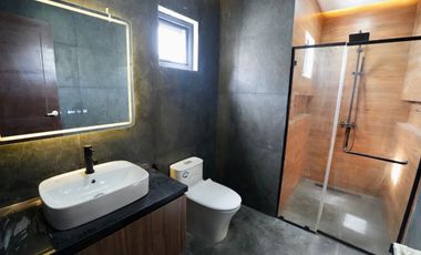 The Beautiful 2 Storey House for Sale in Orchard Golf Residences in Cavite