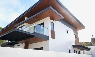 The Beautiful 2 Storey House for Sale in Orchard Golf Residences in Cavite