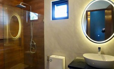 The Beautiful 2 Storey House for Sale in Orchard Golf Residences in Cavite