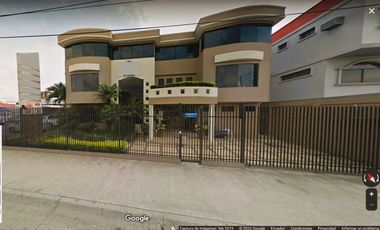 Edificio Corporativo en venta Av Antonio Parra