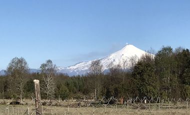 Z O N A S U R . CL Rivera Norte Lago Villarrica 17 km de la ciudad condominio residencial