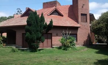 VENDO IMPORTANTE CHALET EN MAR DEL PLATA
