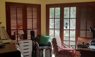 VENDO IMPORTANTE CHALET EN MAR DEL PLATA