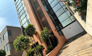 EN VENTA OFICINA EN SAN ISIDRO RECIÉN REMODELADAS CON UNA GRAN UBICACIÓN