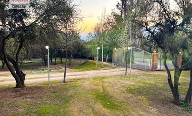 🏡Se vende Hermosa parcela con casa en sector Alhue, Curacaví.🏡