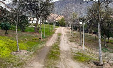 🏡Se vende Hermosa parcela con casa en sector Alhue, Curacaví.🏡