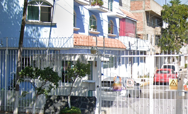 AMPLIA Y HERMOSA CASA EN COAPA.