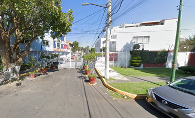 AMPLIA Y HERMOSA CASA EN COAPA.