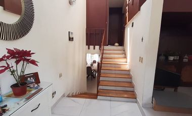 EXCELENTE CASA EN SAN JERONIMO, AMPLIOS ESPACIOS LO QUE ESTAS BUSCANDO