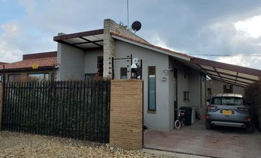 VENTA CASA CAMPESTRE EXCLUSIVA CONJUNTO CERRADO CAJICA , LA VIRGEN