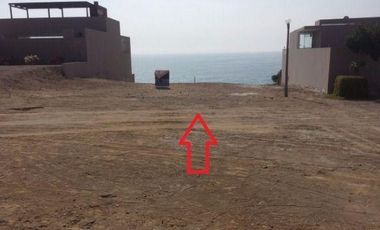 Excelente lote de playa en Condominio La Escondida