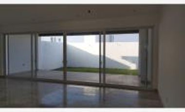 RENTA DE CASA EN LOMAS DE JURIQUILLA QUERÉTARO