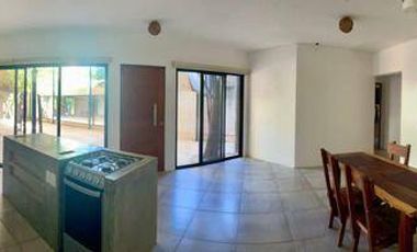 Se vende propiedad de 7 habitaciones actualmente Gimnacio de MaiTai