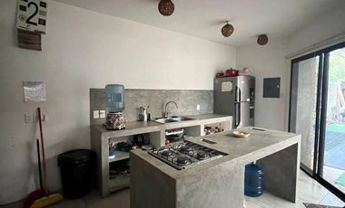 Se vende propiedad de 7 habitaciones actualmente Gimnacio de MaiTai