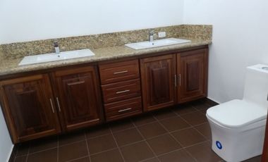 PROPIEDAD DE LUJO IDEAL PARA EMBAJADAS, BANCOS, COOPERATIVAS, CONSORCIOS JURIDICOS, CLÌNICAS, RESTAURANTES, INSTITUTOS, ETC.