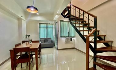 Elegant Loft type Condo corner unit with FREE Parking in Mabolo Garden Flats for rent