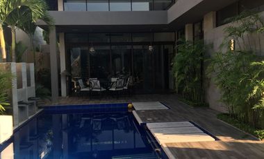 Samborondon, Venta de Hermosa Casa 4 Dorm. con Piscina
