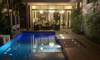 Samborondon, Venta de Hermosa Casa 4 Dorm. con Piscina