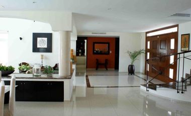 CASA EN VENTA EN CANCÚN, QUINTANA ROO, RESIDENCIAL VILLA MAGNA, ALBERCA PROPIA, RECÁMARA EN PLANTA BAJA