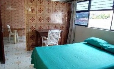 ALQUILO SUITE DE 2 DORMITORIOS SIN MUEBLES EN  URDESA CENTRAL, GUAYAQUIL.