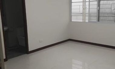 6BR House and Lot For Sale at Philam Village, Pamplona Dos, Las Pinas, Metro Manila