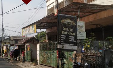 2 Ruko Gandeng di Jl Bendungan Jago, Kemayoran, Jakarta Pusat