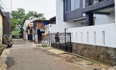 Rumah Dijual di Kebagusan Jakarta Selatan Dekat Plaza Oleos, 18 Office Park