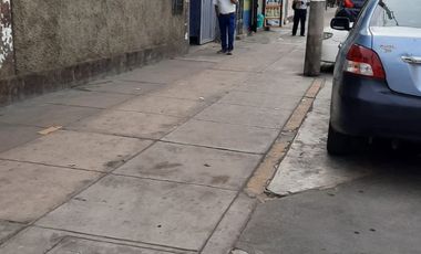 VENTA DE LOCAL INDUSTRIAL EN AV ARICA